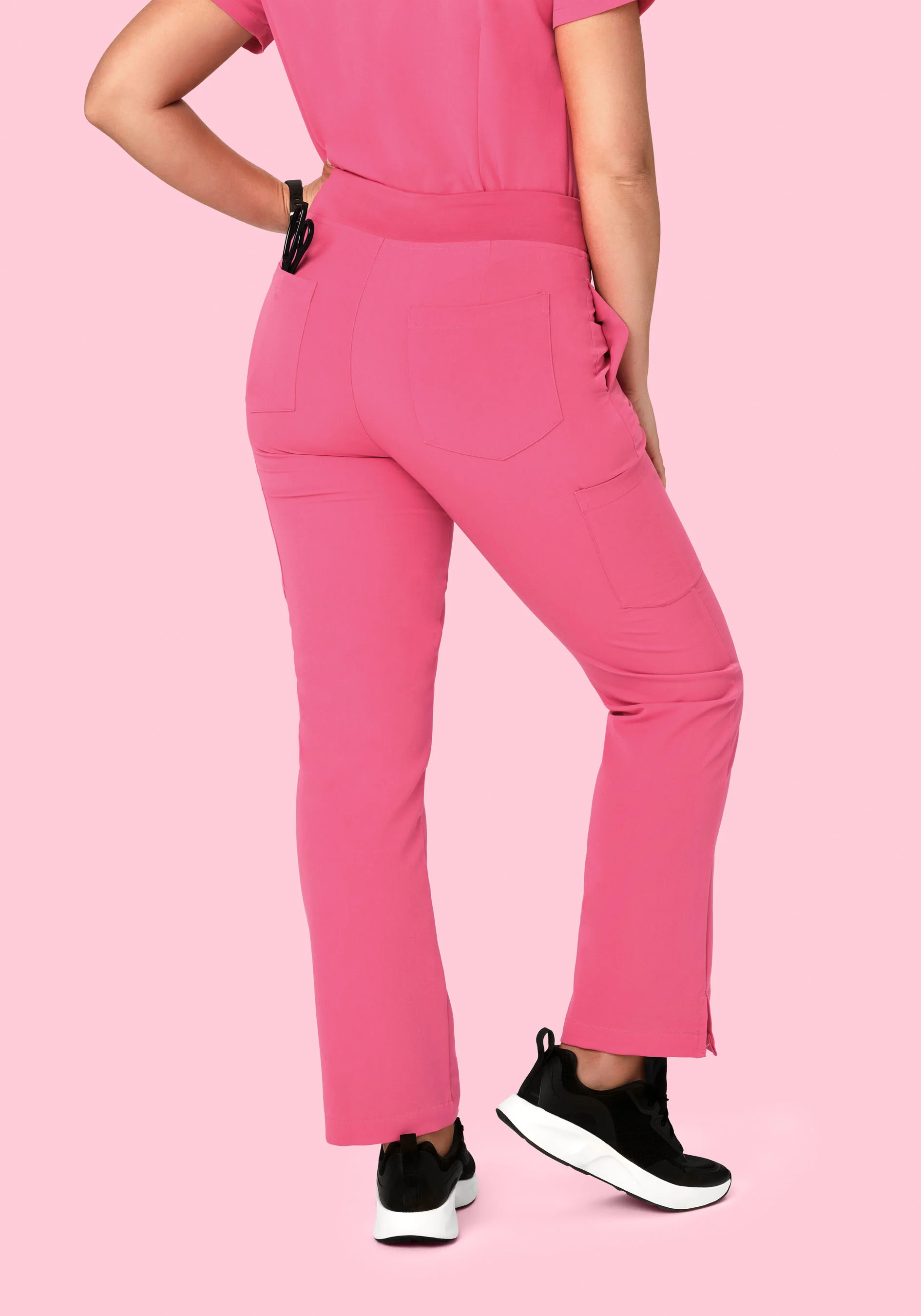 9 Pocket Cargo Pants Bubblegum - Image 4