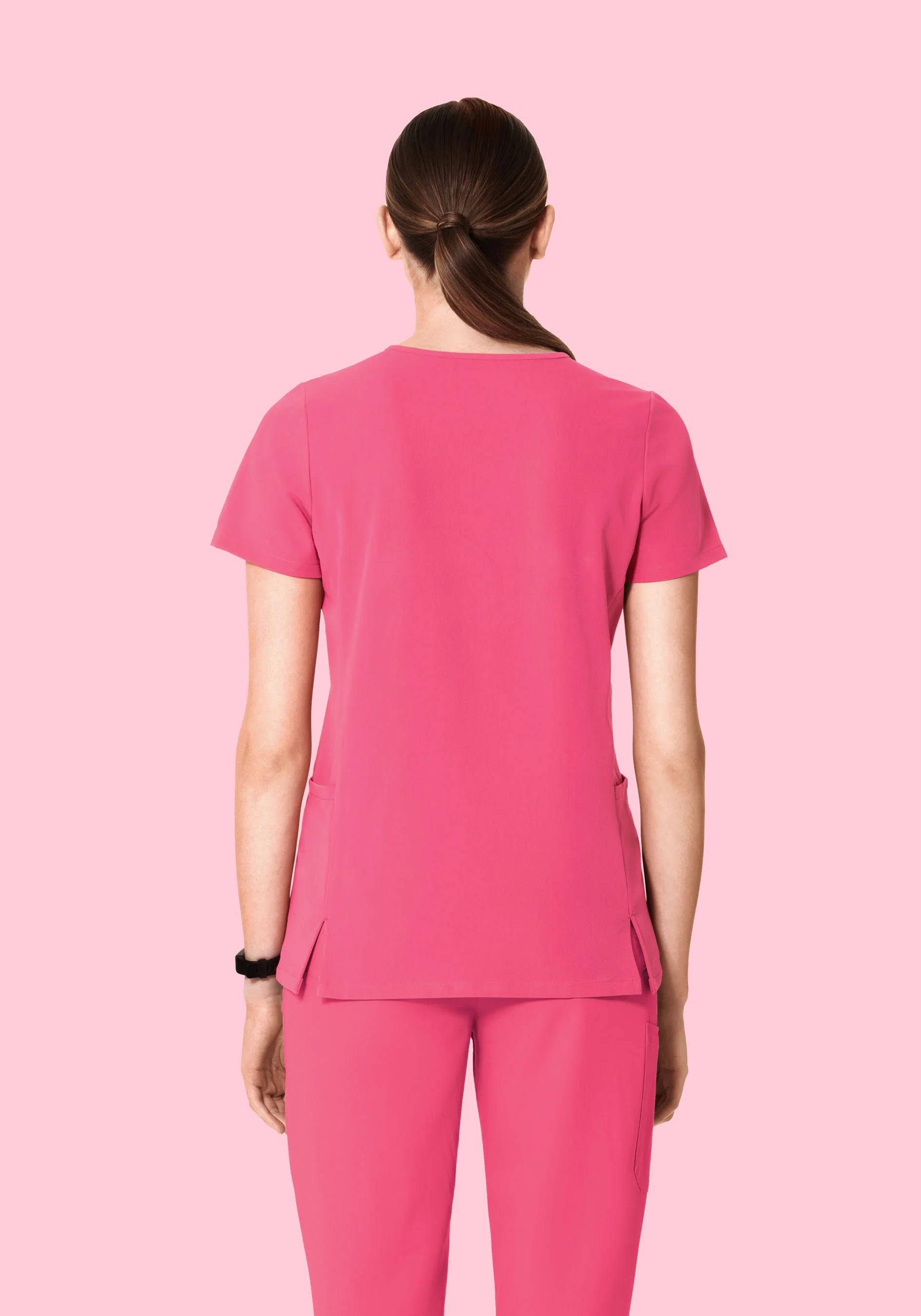 Curved V-Neck Top Bubblegum - Image 4