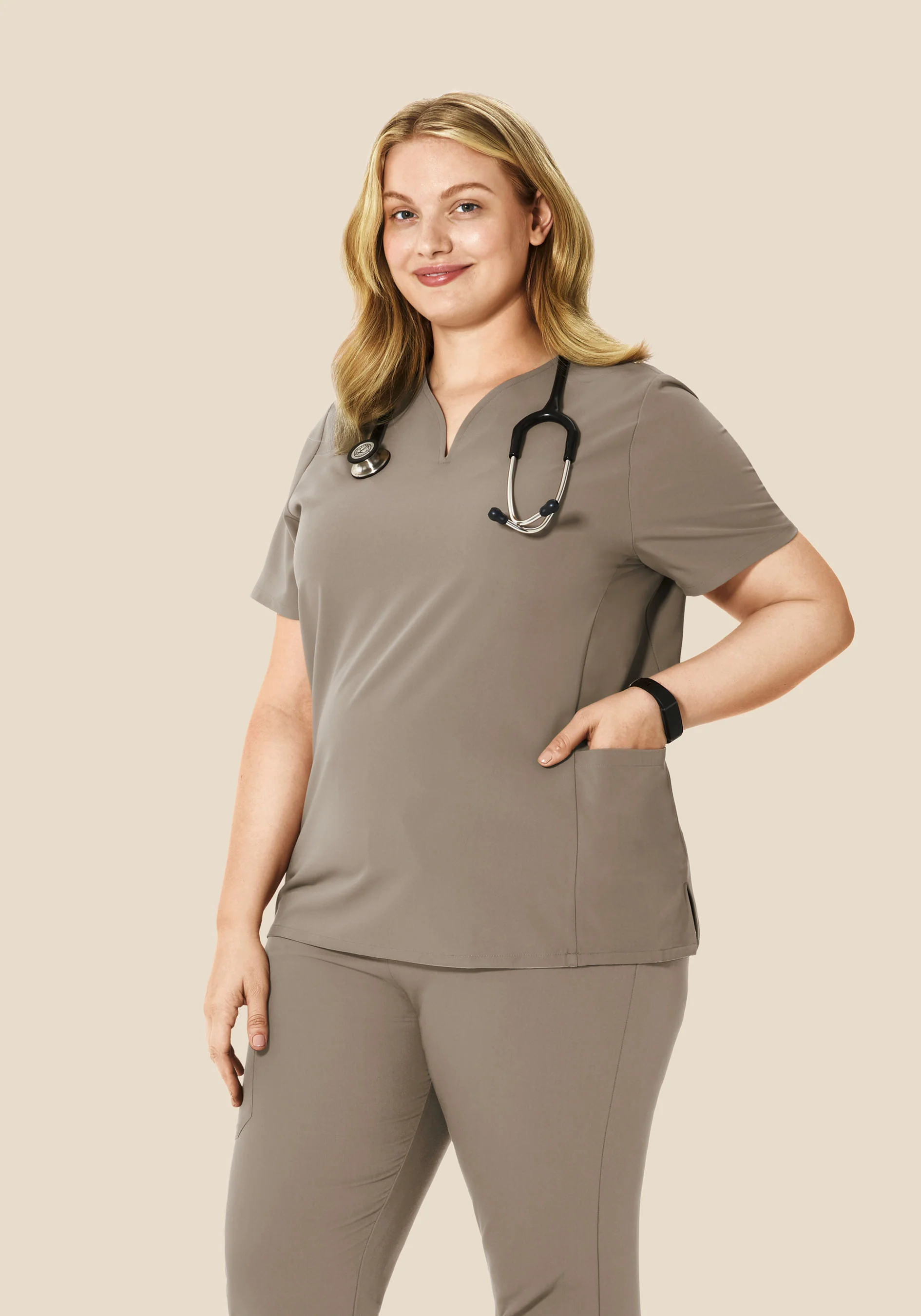 Curved V-Neck Top Macchiato - Image 5