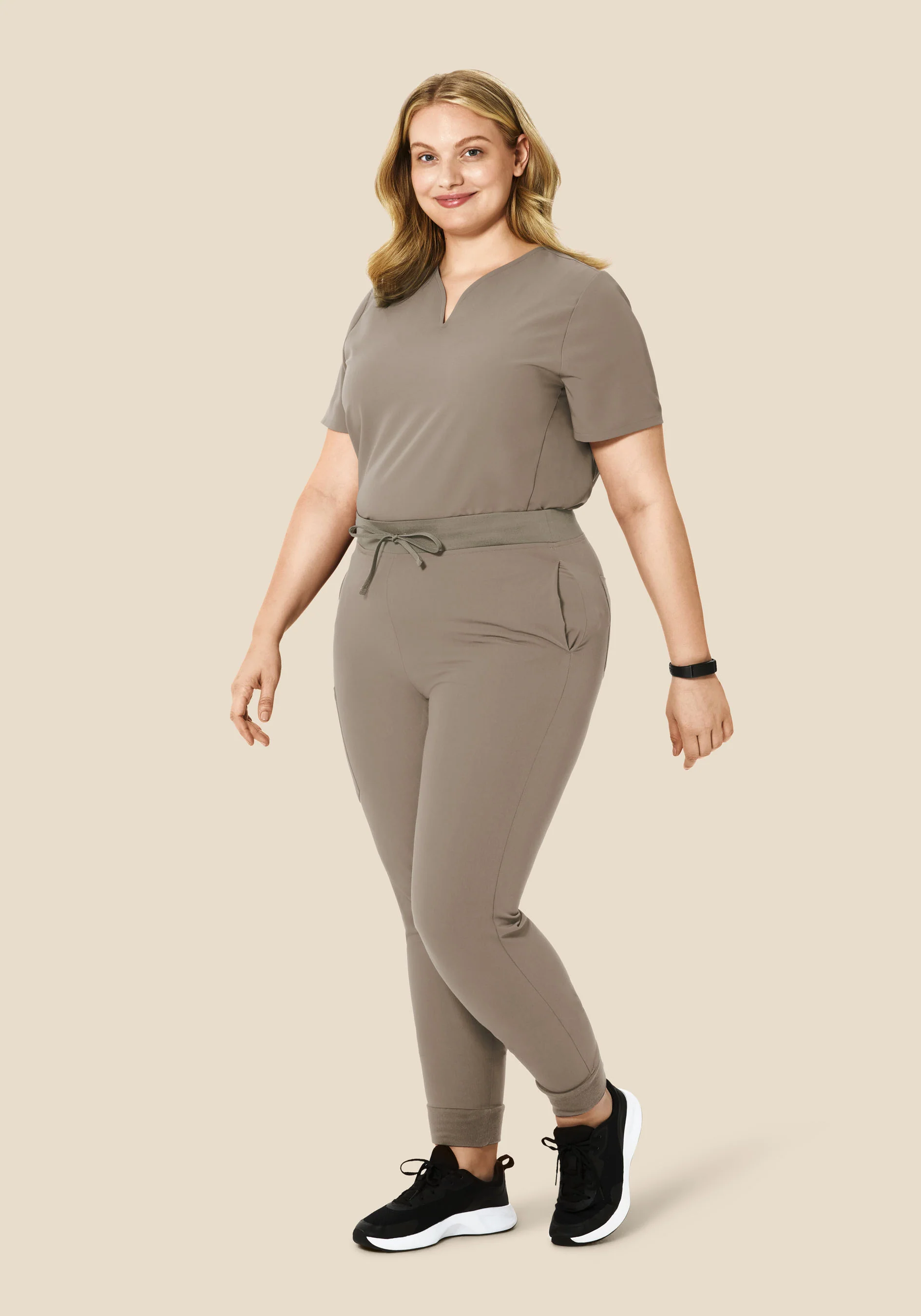 Curved V-Neck Top Macchiato - Image 7