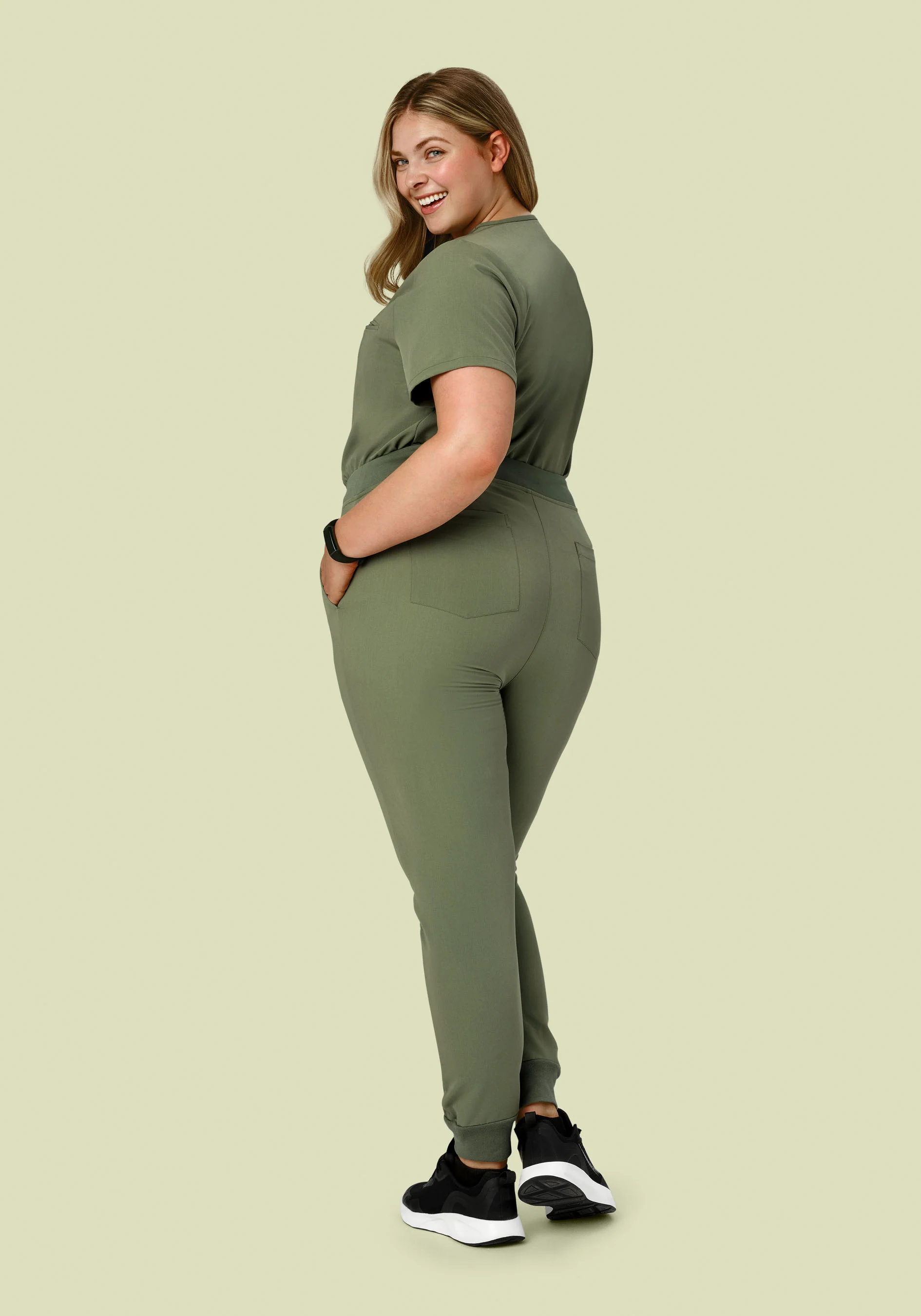 One Pocket Top Sage - Image 6